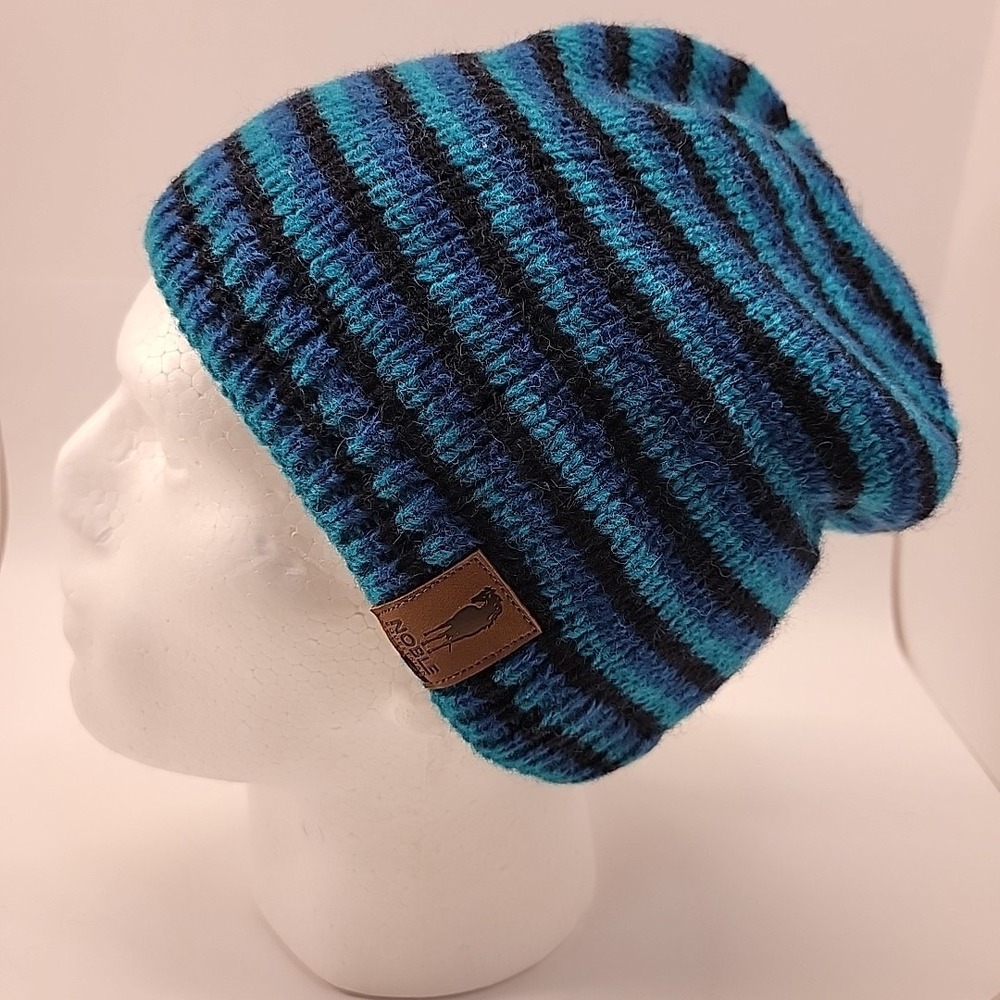 NOBLE EQUESTRIAN‎ Lambswool & Fleece Blue & Black Striped Knit Hat One Size NWT